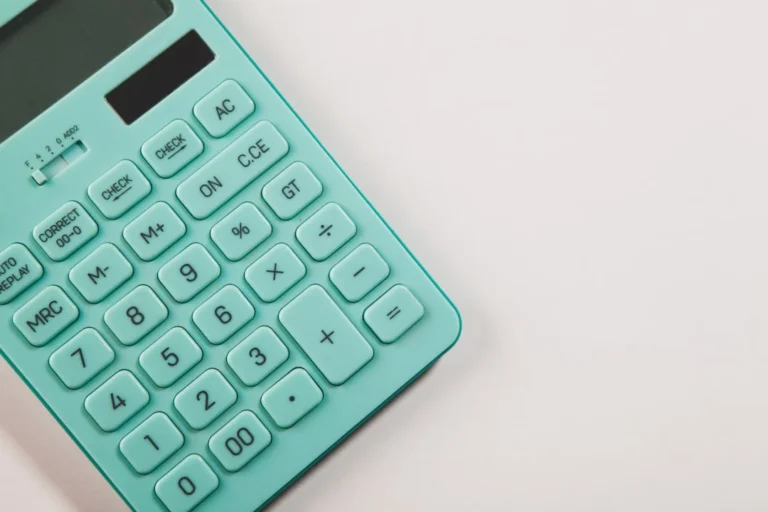 Money Savings Calculator